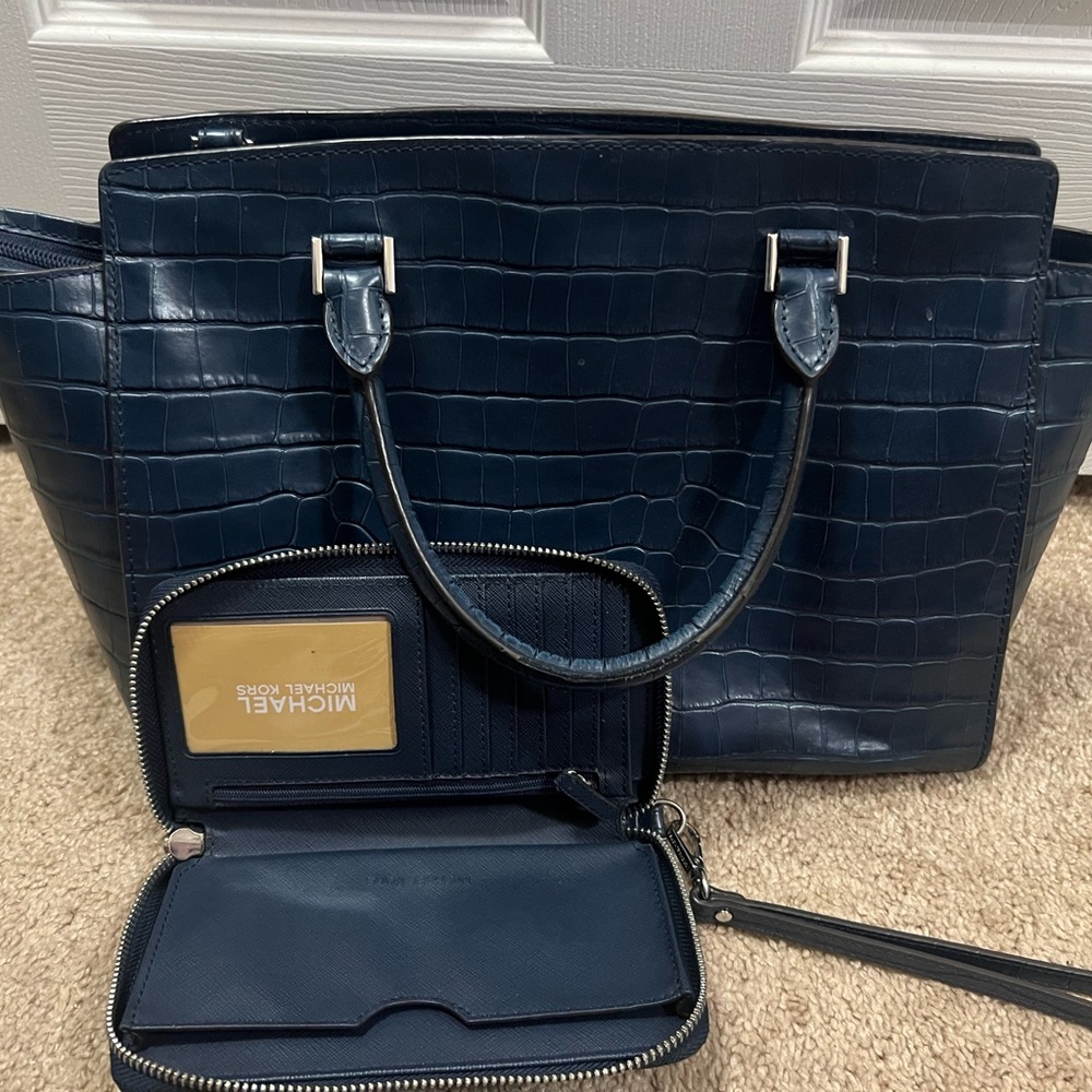 Michael Kors Dark Blue Croc-Embossed Bag and Wallet